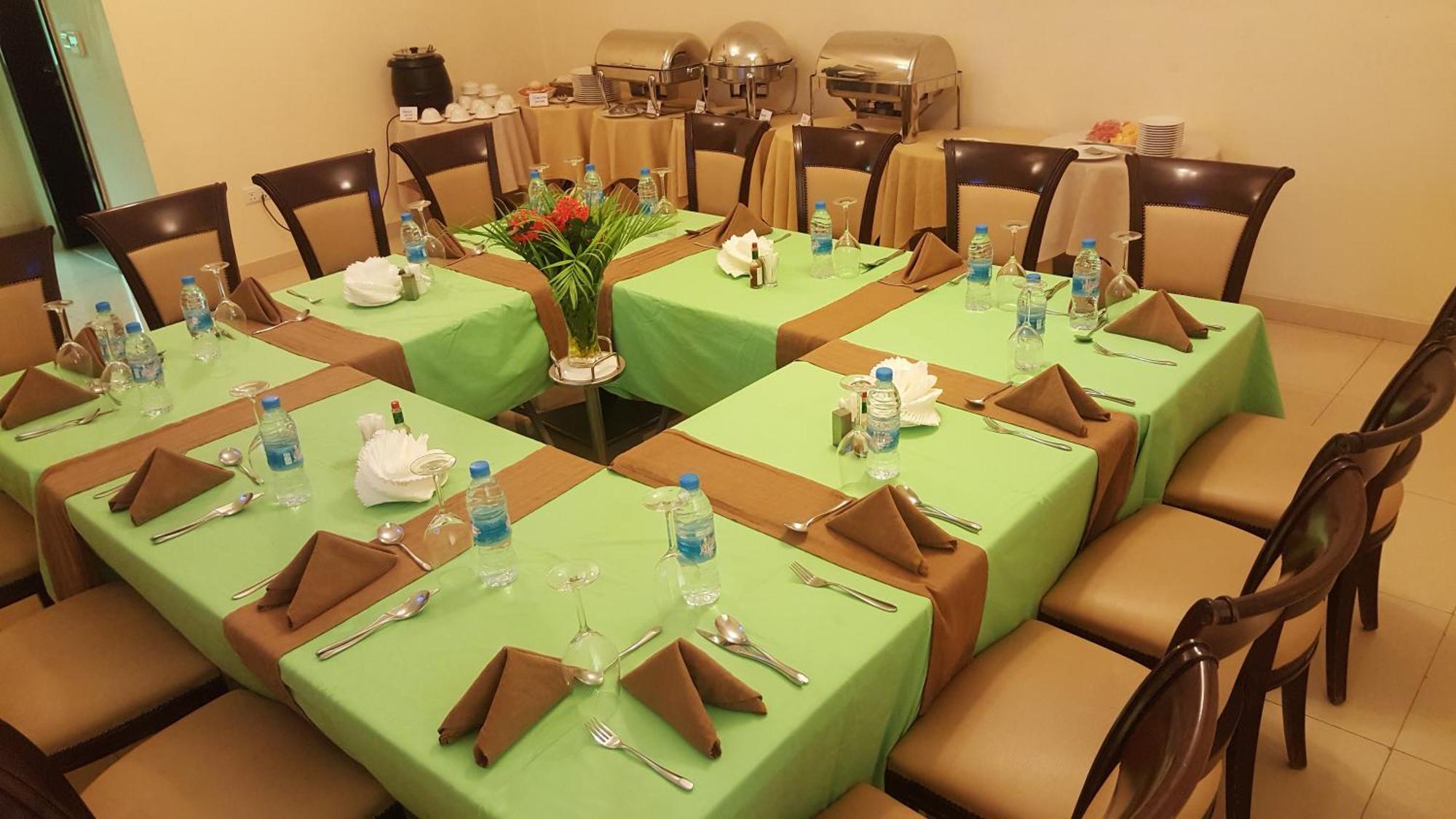 Panorama Portico Hotel, Juba Kültér fotó